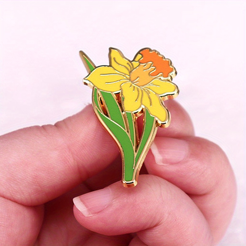 Yellow Daffodil Brooch Herbace - مراجعة Embroidery Legacy وسعره