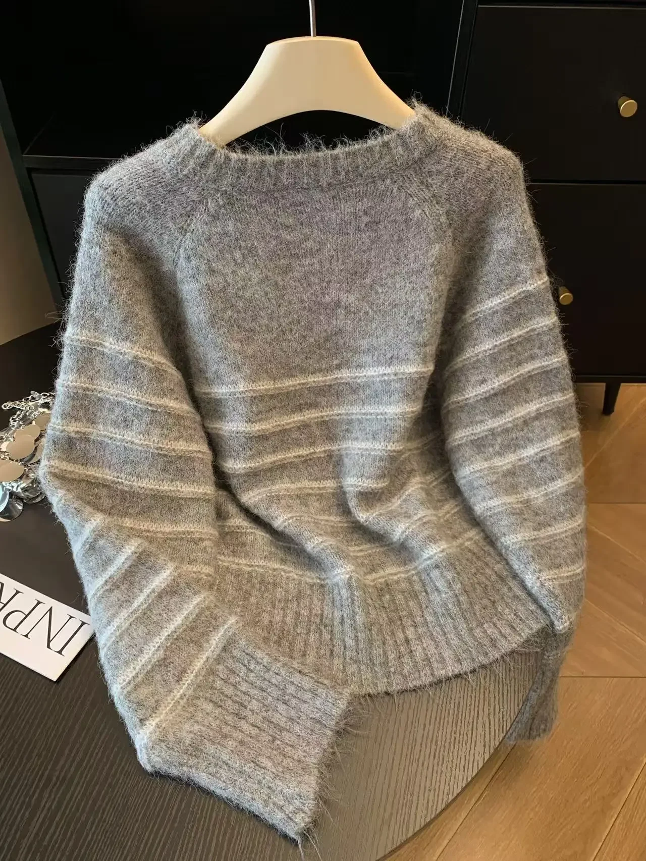 Autumn Winter Women's Striped  - مراجعة Embroidery Shirt وسعره