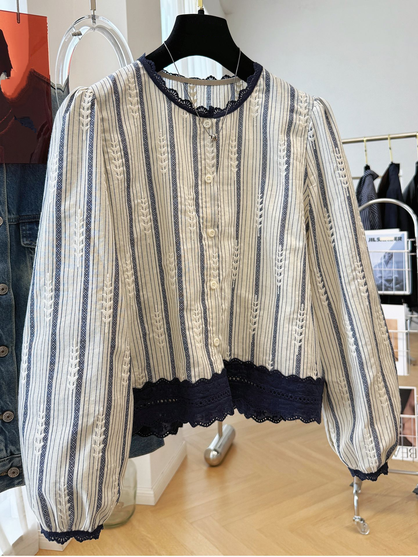 Women's Striped Lace Trim Blou - مراجعة Embroidery Shirt وسعره