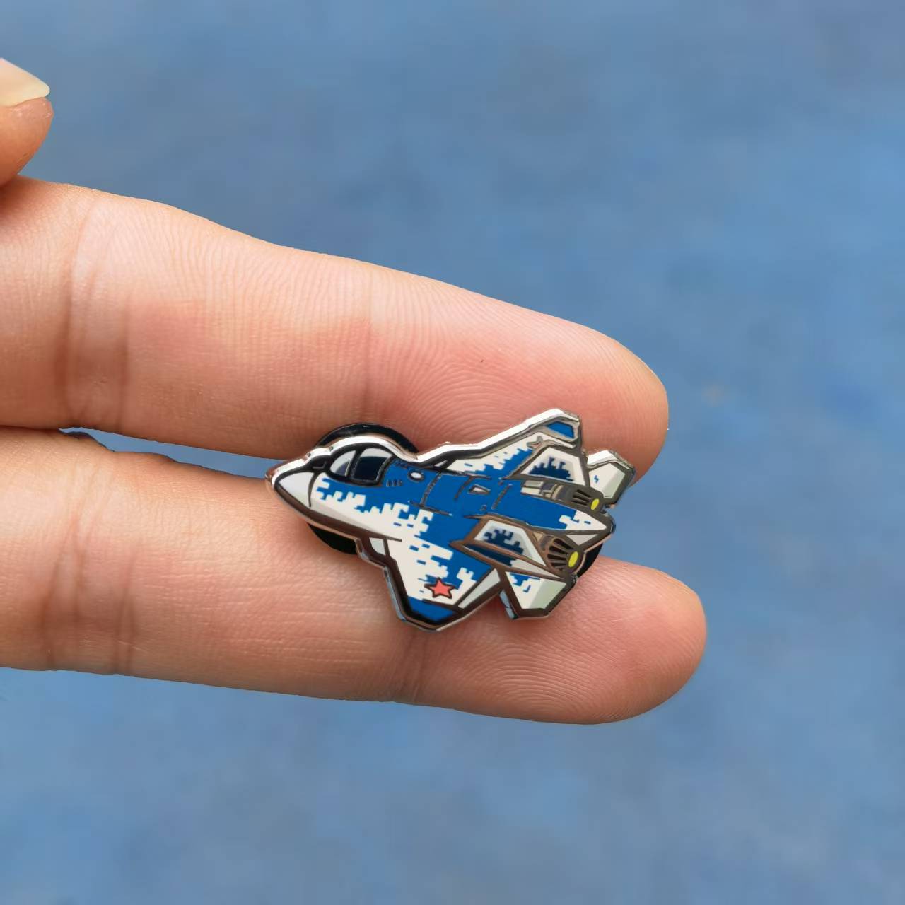 Original Chibi Airplane Badge  - مراجعة Embroidery Legacy وسعره