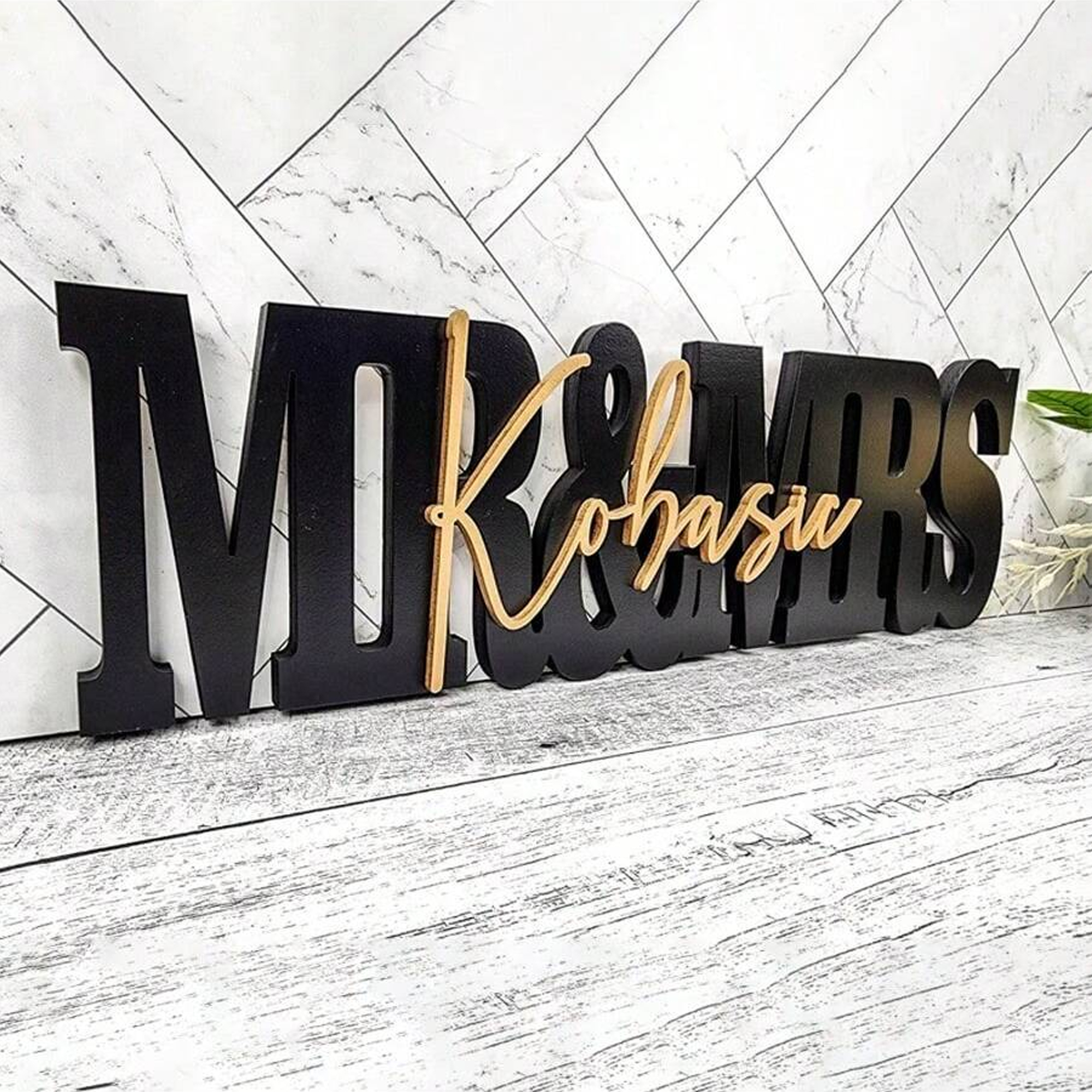 Custom Wedding Gift Logo with  - مراجعة Embroidery Writing وسعره
